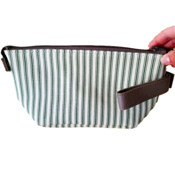 Kathy Ireland Striped Cosmetic Bag - Picture 2 of 9